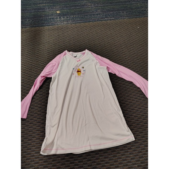 Disney Other - Vintage Disney Winnie the Pooh Gown Women's Sz Large Long Sleeve Bee Positive